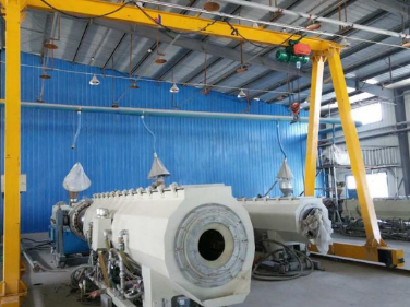 微型鋼絲繩電動葫蘆和龍門吊搭配使用案例